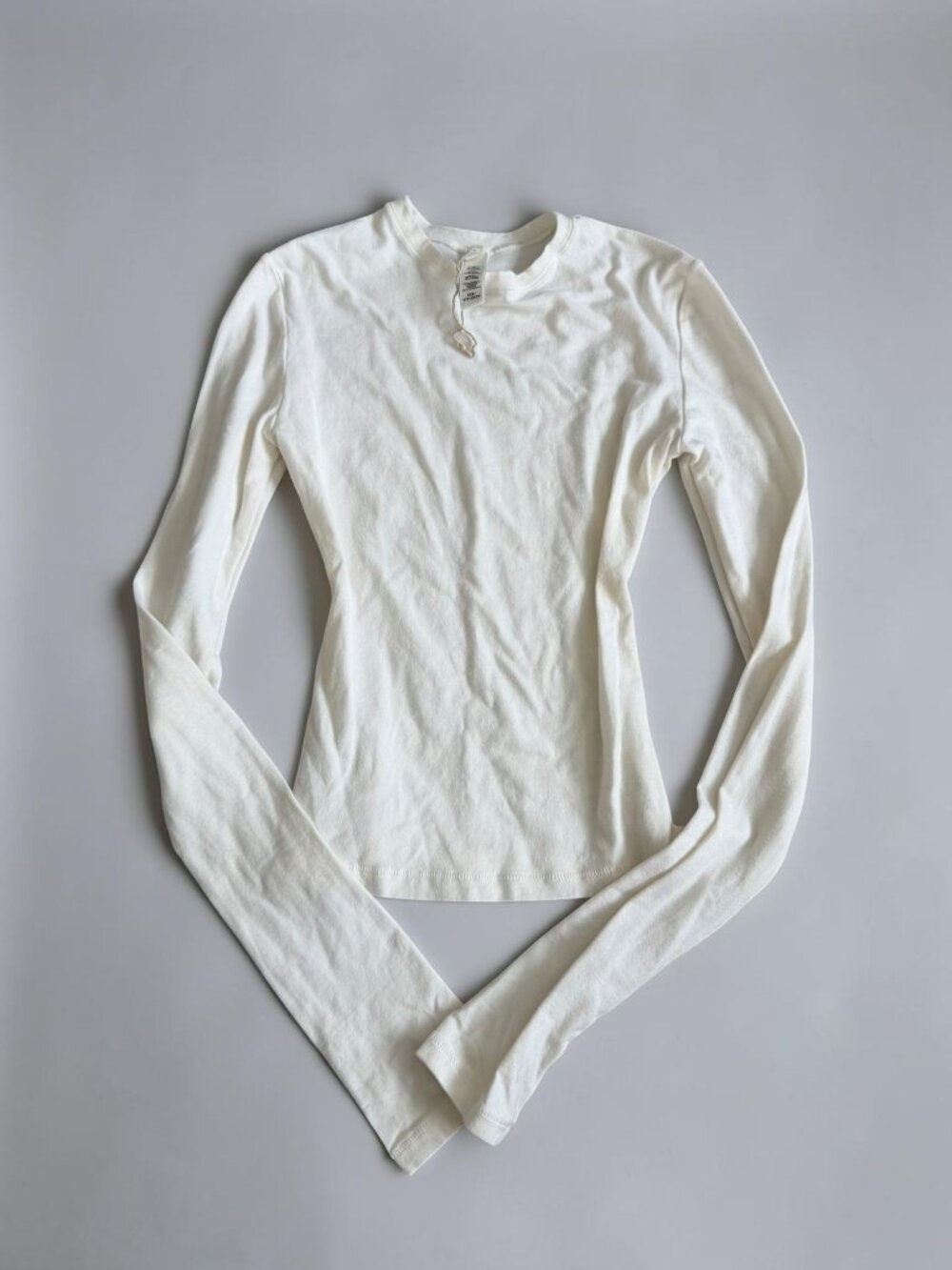 SKIMS Cream Long Sleeve Crew Neck Shirt Size XXS NEW NWOT